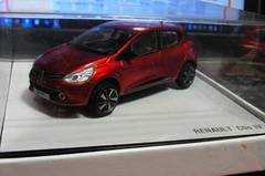 Clio4のミニチュアカー.jpg