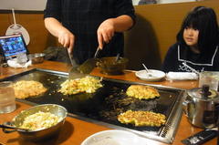 お好み焼きともんじゃ焼き.jpg