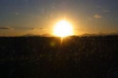 まだ一応4時前…夕日が….jpg