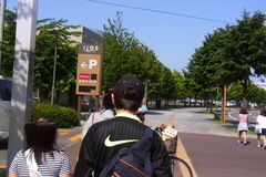 イーアスから出て、少し歩き….jpg