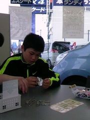 スズキアリーナ里塚で知恵の輪.jpg