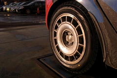 ピレリ・アイスアシンメトリコ１８５／６０Ｒ１５８８Ｑ.jpg