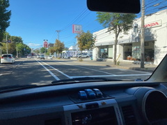 ホンダのディーラーに到着～.jpg