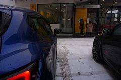 ルノー札幌さんにやってきました〜.jpg
