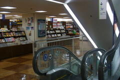 丸井今井南館のジュンク堂.jpg