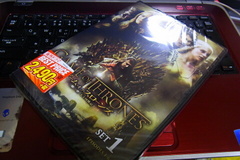 今?話題のゲーム・オブ・スローンズのDVD.jpg