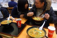 他三人は満龍のラーメン…ですが….jpg