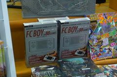 何故か本屋にゲーム機….jpg