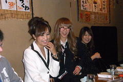 女性人はなかなかですなぁ….jpg