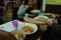 嫁さんはあんかけ焼きそばと半チャーハン.jpg