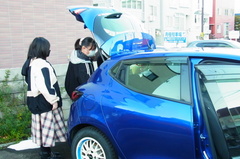 早速荷物を積み替える嫁さん（笑）.jpg
