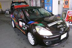 洗車拭き上げ中～.jpg