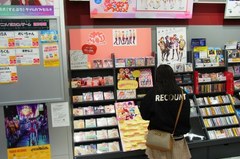 現在相当お好きな様子でここから離れません(笑).jpg