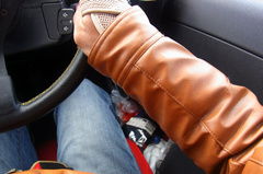 肘がつければなんとか運転OK.jpg
