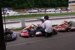 色々と準備?するジムキタのお二人.jpg