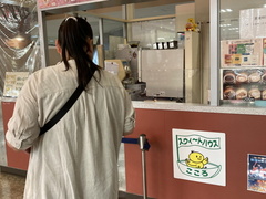 買い物のあとはデザートのクレープ.jpg