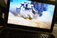 陸戦強襲型ガンタンクとドム.gif