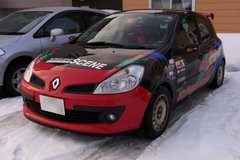 雪解けが進んだ駐車場に帰ってきました。.jpg