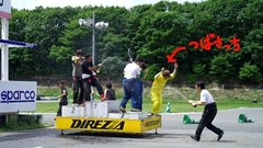 ３位表彰台でシャンパンファイト(笑).jpg